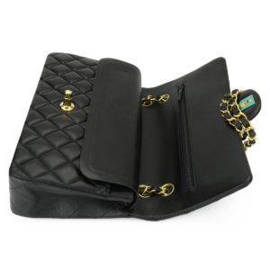 chanel flap black hardware