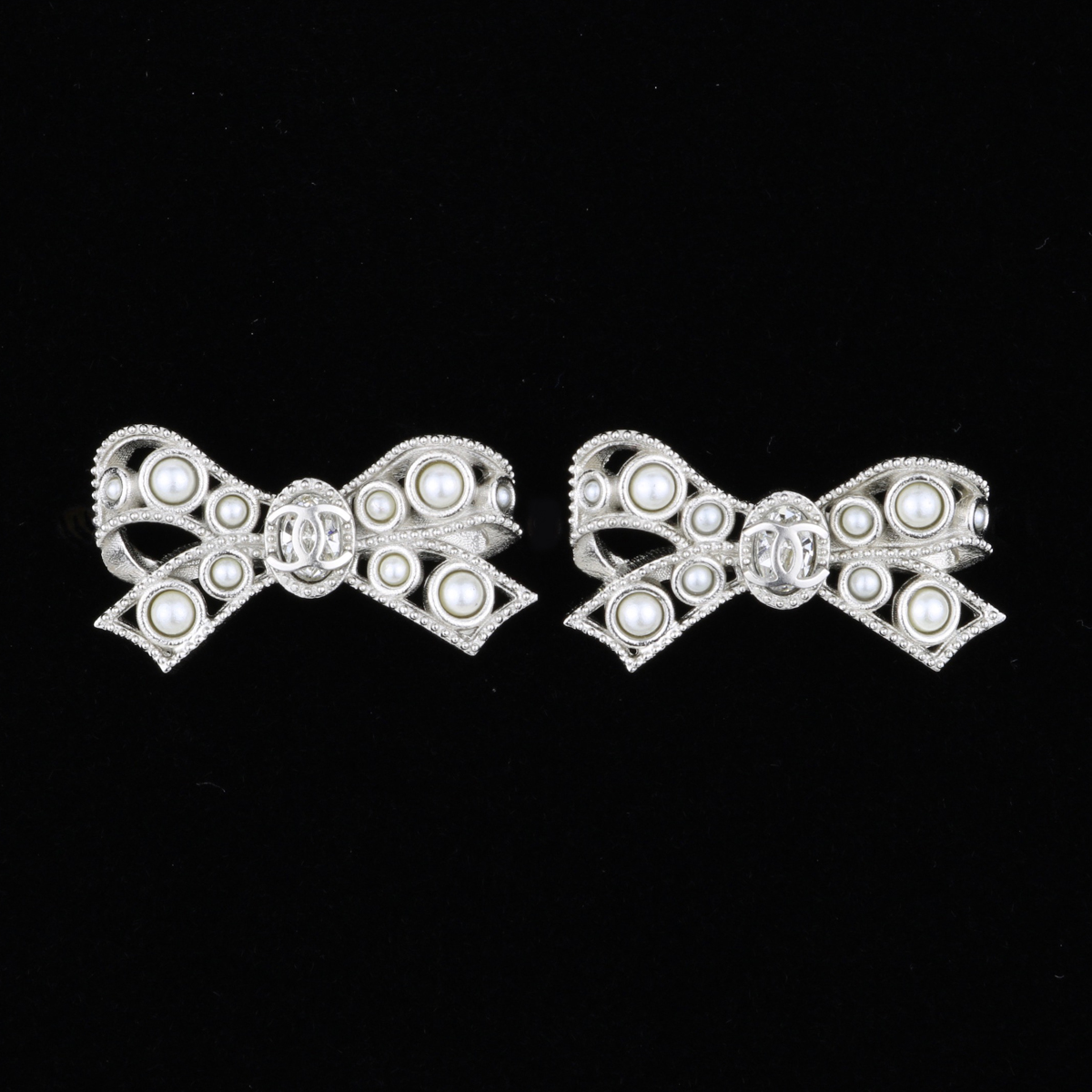 CHANEL Earrings Ribbon Bow Stud Crystal Pearl Silver Tone 2018 - BoutiQi  Bags