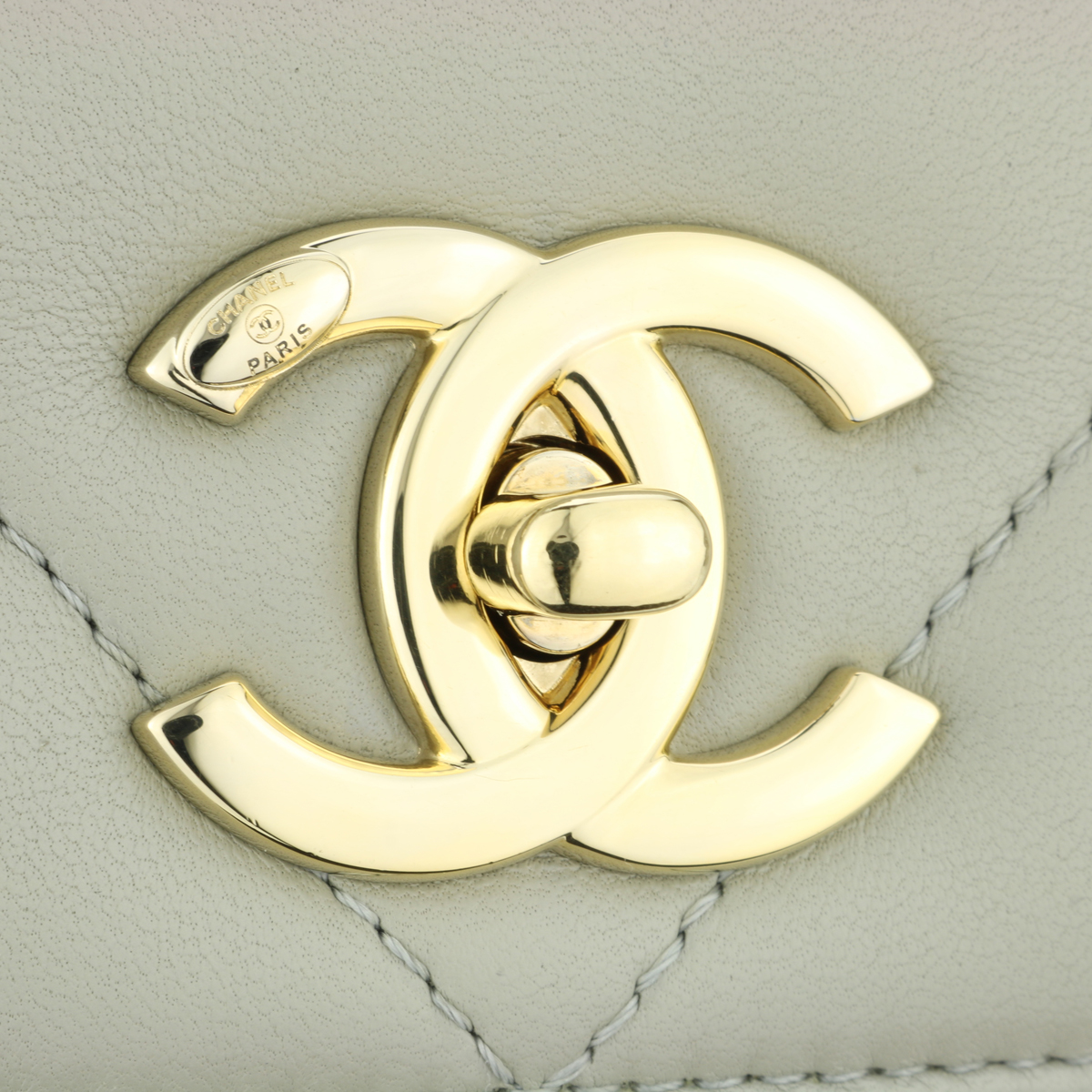 CHANEL Trendy CC Small Large Quilt Grey Lambskin Light Gold Hardware 2019 -  BoutiQi Bags